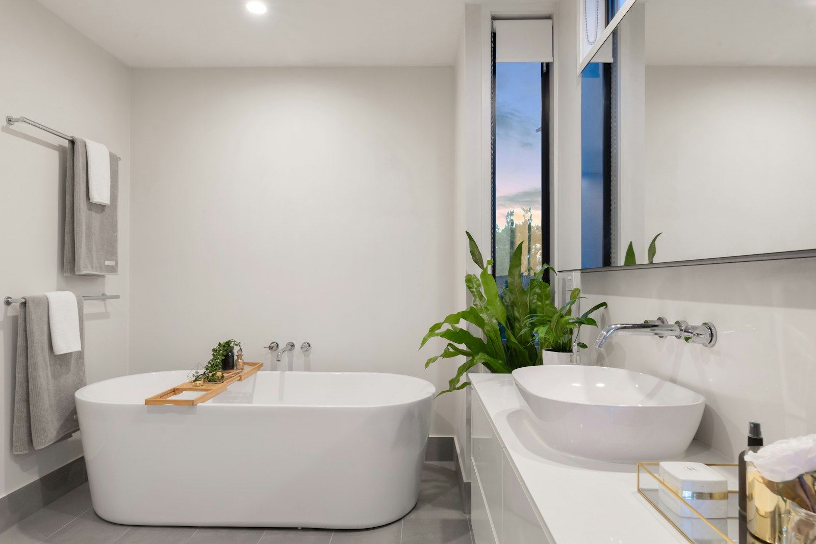 Walk-In Shower Conversion · East Nashville